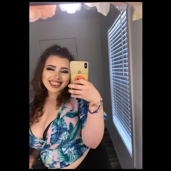 Meet your Posher, Jenny - Picture 1 of 1